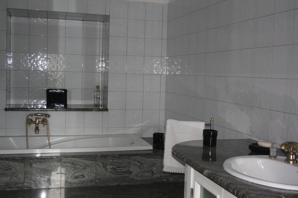 Cascina Ciosse B&B Grognardo Rom bilde